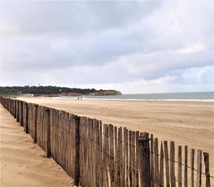 Maisons de vacances Maison tout confort a la mer 200m de la plage, 2 chambres, 2min Royan : photos des chambres