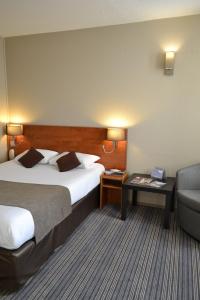 Hotels Hotel Restaurant Kyriad Brive Centre : photos des chambres
