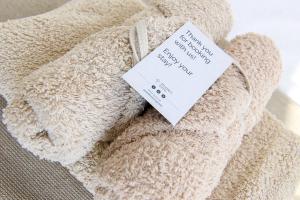 Phaedrus Living Seaview Modern Flat Lighthouse 52