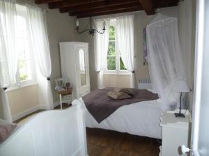 B&B / Chambres d'hotes A L'Ombre Du Marronnier GITES : photos des chambres