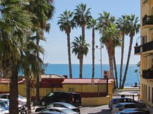 Apartamento a 50 metros de la playa malagueta con vistas al mar - Hoteles de 4 estrellas en Málaga