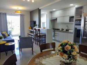 Apartamento Ipê Branco, Mariscal, ótima localização