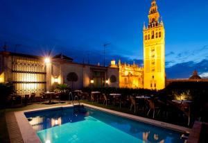Dona Maria hotel, 
Seville, Spain.
The photo picture quality can be
variable. We apologize if the
quality is of an unacceptable
level.