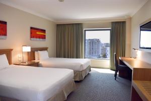 Superior Twin Room room in Stamford Plaza Sydney Airport Hotel & Conference Centre