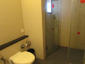 Sandalwood Hotel & Suites