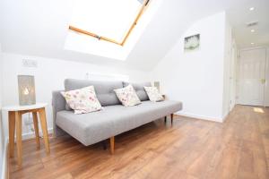 The Pines , Woodmancote