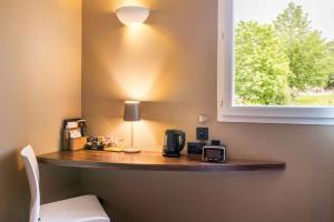 Hotels Best Western Hotel Nuit De Retz Nantes Sud : Chambre Standard Lit Queen-Size