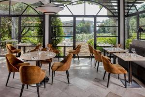 Hotels Best Western Plus Le Lavarin : photos des chambres