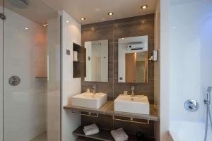 Hotels Best Western Plus Le Lavarin : photos des chambres