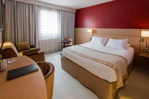 Hotels Best Western Plus Le Lavarin : photos des chambres