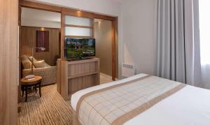 Hotels Best Western Plus Le Lavarin : photos des chambres