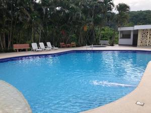 alojamiento lujoso y barato villeta