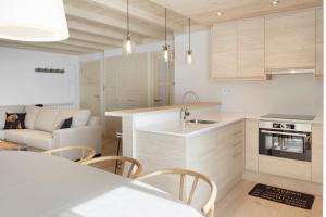 Val de Ruda Luxe 53 by FeelFree Rentals