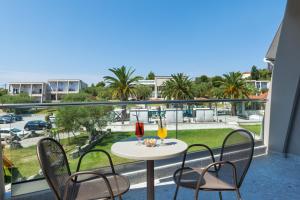 Suite with Pool View