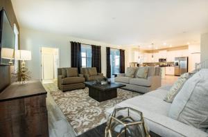 Holiday Home room in Kids will Loved Stay Next Disney World FREE Water Park Resort