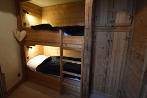 Maisons de vacances VAUJANYLOCATIONS - Le Grenier de Germaine : photos des chambres