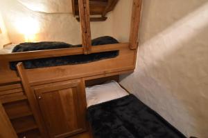 Maisons de vacances VAUJANYLOCATIONS - Le Grenier de Germaine : photos des chambres