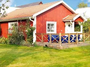 One-Bedroom Holiday home in Hjältevad - Bruzaholm