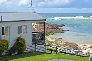 Tuross Beach Cabins & Campsites - Potato Point