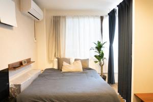 Higashi Shinagawa Apartment by Tranova