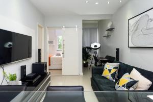 300m da Praia de Copacabana - BC101 Z2