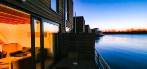 2-Bedroom Holiday Home 