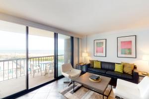Deluxe Apartment room in Sea Colony Georgetowne House II