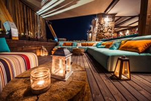 Keros Blue - Luxury in Wilderness