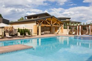 Garden of the Gods Resort & Club