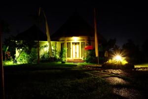 Ubud Hidden Villa Yone village