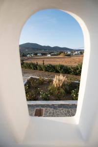Yin Yang Villa Paros Greece