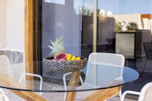 GIGANTES Oasis Deluxe by Sunkeyrents