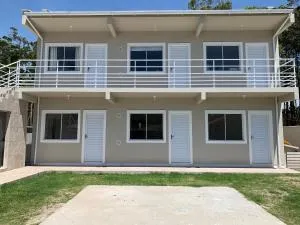 Apto 1 quarto em Laguna SC a 10 min da praia mar grosso - 101 - لاغونا