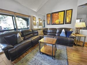 Powder Ridge 209 condo