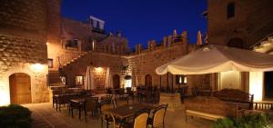 Kasr-i Nehroz Hotel