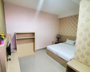 Guest House Tunas Daud Near Universitas Kristen Artha Wacana Kupang RedPartner