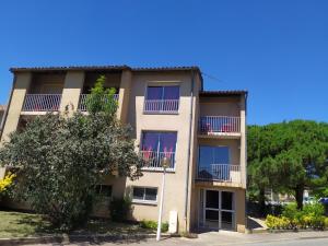 Appartements 50M2 TOUT CONFORT JARDIN TERRASSE BALCONS 2PERS : photos des chambres