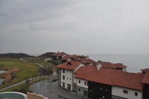 Thracian Cliffs Owners Apartments