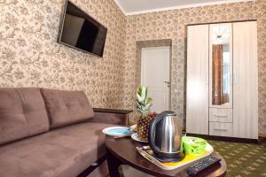One-Bedroom Suite room in Zodiac Hostel