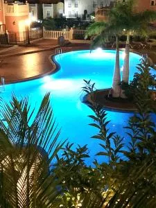 Elegant Palm Mar Apartment - Пальм-мар