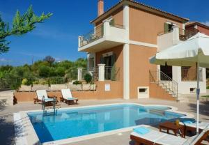 Lourdata Villa Sleeps 5 with Pool and Air Con Kefalloniá Greece