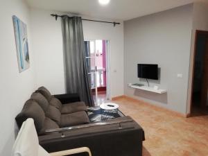 THREE BEDROOM APARTAMENT NEAR SANTA CRUz 1A