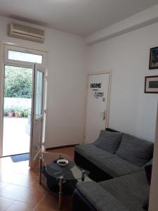 One-Bedroom Apartment with Terrace room in Apartments with a parking space Selce Crikvenica - 5477