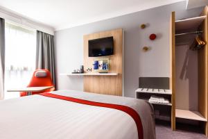 Holiday Inn Express London Stansted Airport by IHG