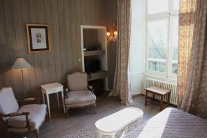 Hotels Domaine De Villeray : photos des chambres