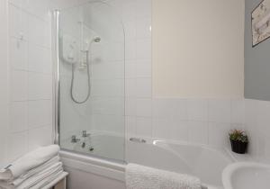 Blair St Burns apt Old Town