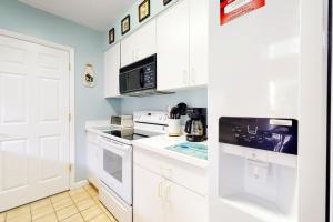 Sea Colony - 21005 Greenway