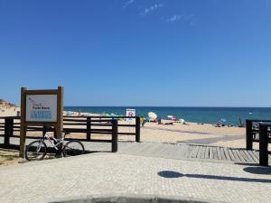 COLINA FÉRIAS- Garagem & WIFI