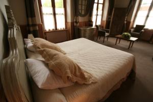 Hotels Domaine De Villeray : photos des chambres