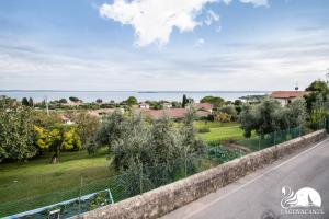 Appartamento con 2 Camere da Letto e Balcone